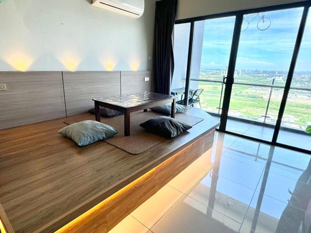 Pangsapuri Atlantis Center Of 1b1b Max 6pax With Big Pool And Sky Bridge Malacca